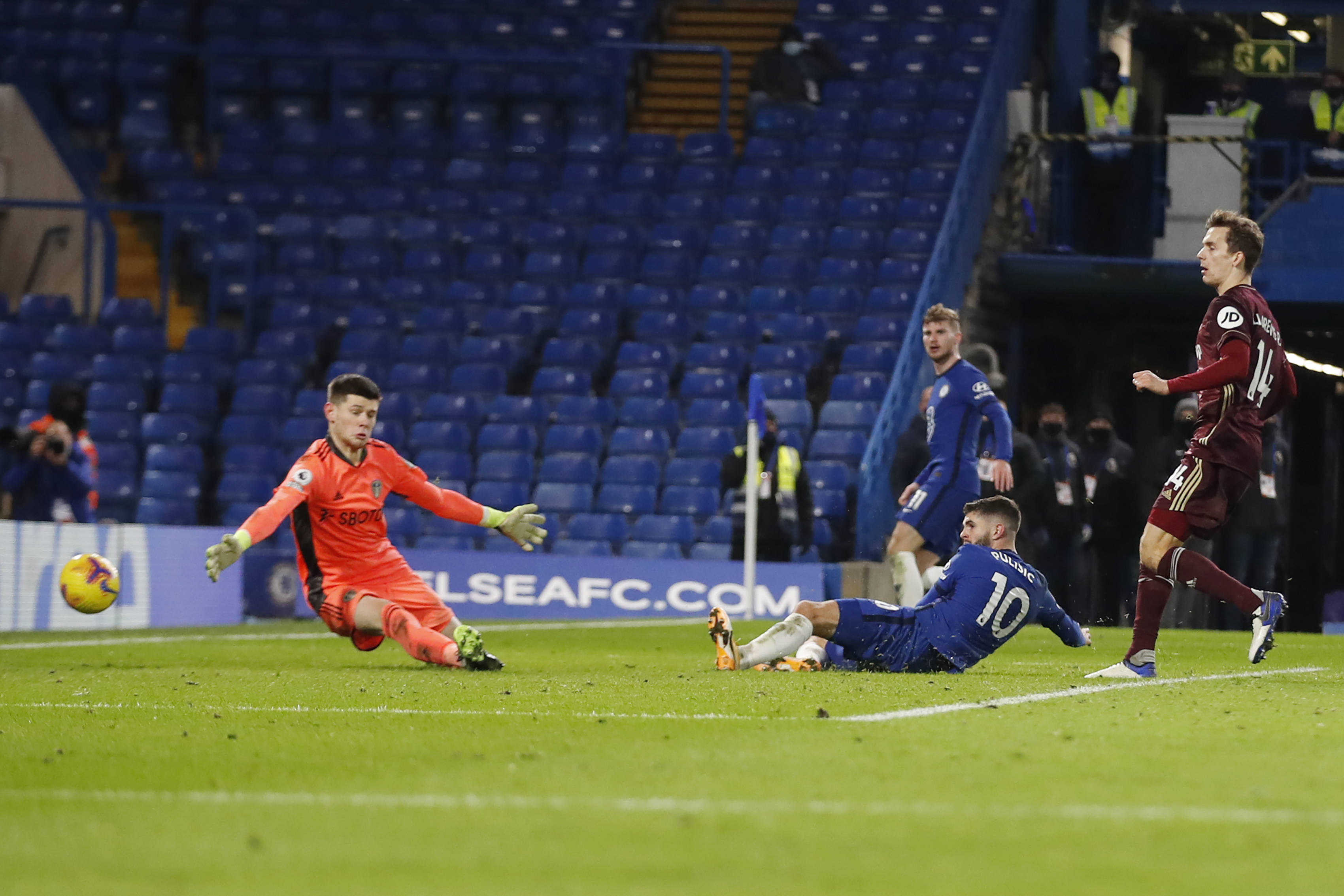 仅让球迷们 仅让球迷们