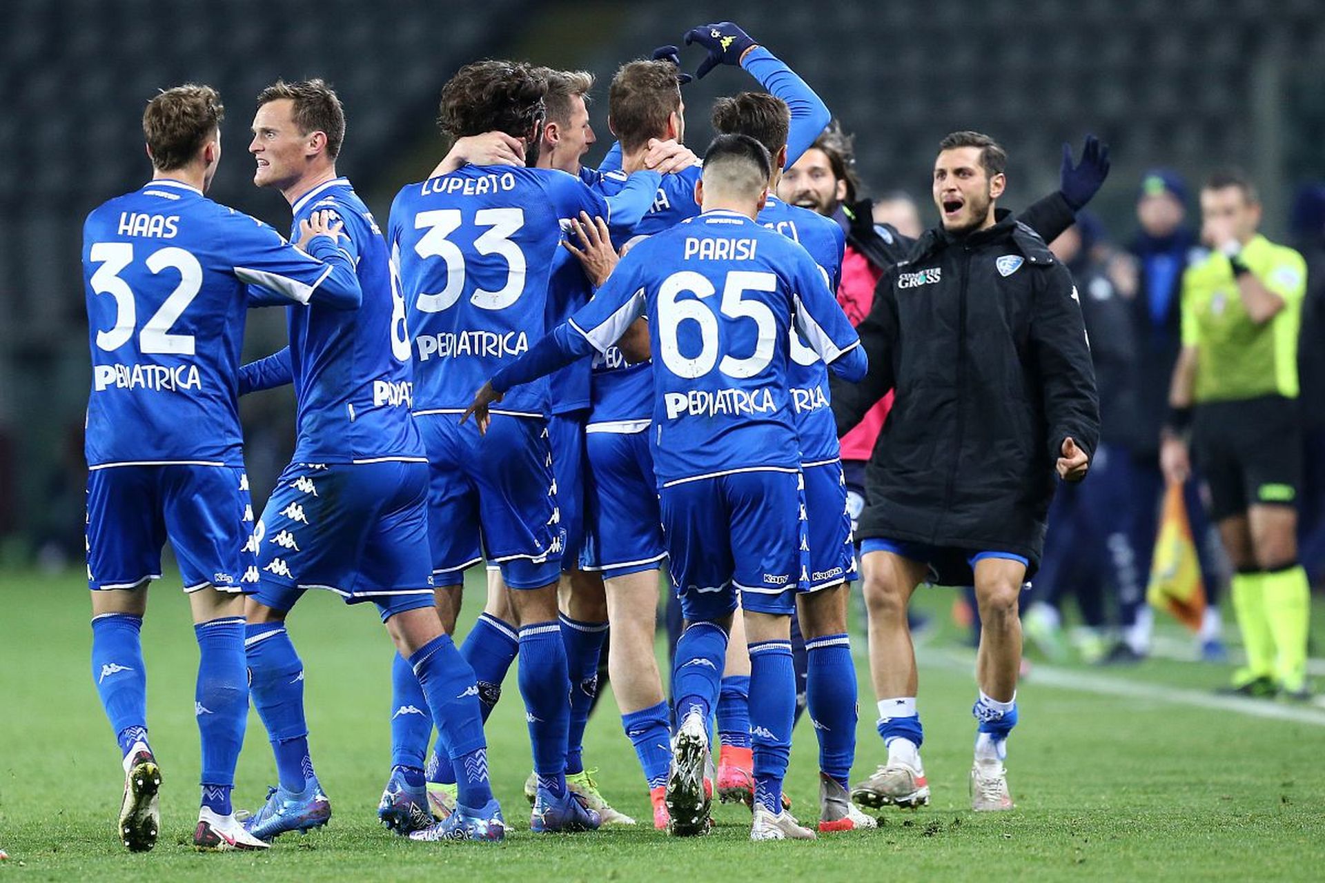 莱沃库森展 莱沃库森展